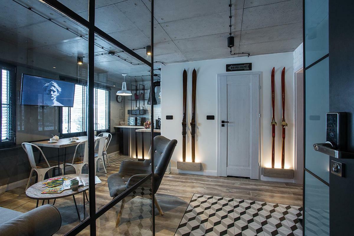Loft Ustrzyki Apartment Ustrzyki Dolne Ngoại thất bức ảnh